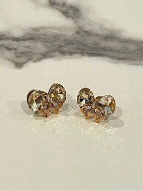 Bow Studs